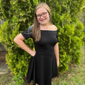 Meet your Posher, Lily